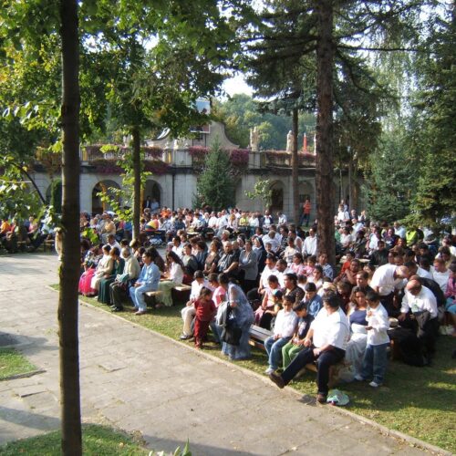 Pielgrzymki Romów do Limanowej – historia, znaczenie i przesłanie pojednania